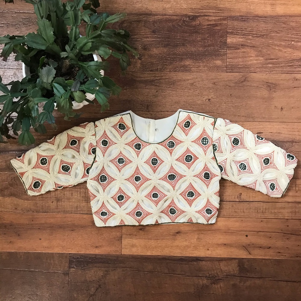‼️SALE‼️ Vintage Embroidered Crop-Top